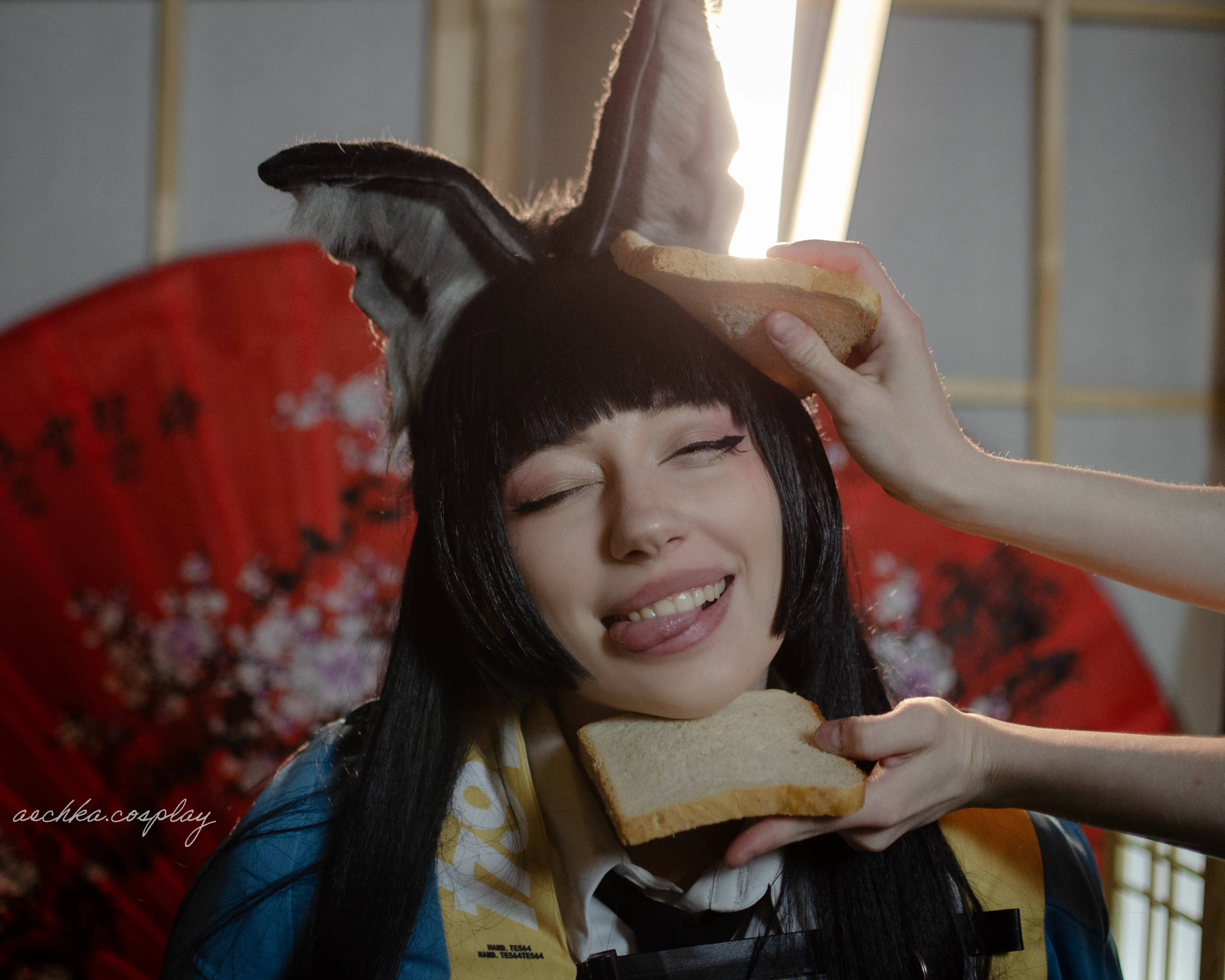 Aechka cosplays Miyabi Sandwich